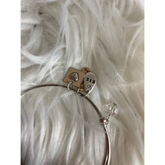 Women's Christian Bangle Silver Bracelet Faith Truth Believe - Picture 3 of 5